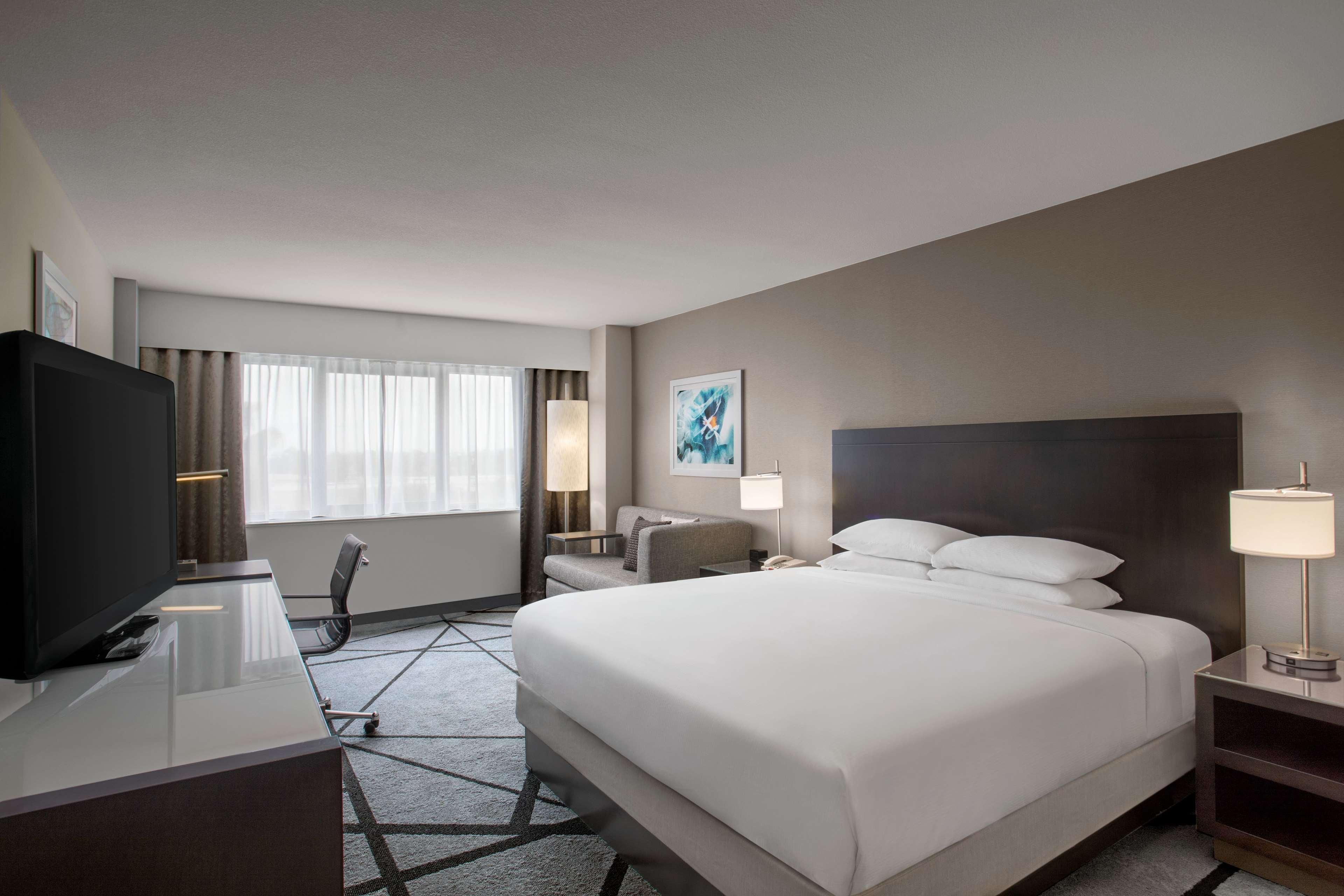 Doubletree By Hilton Los Angeles Norwalk Exterior photo