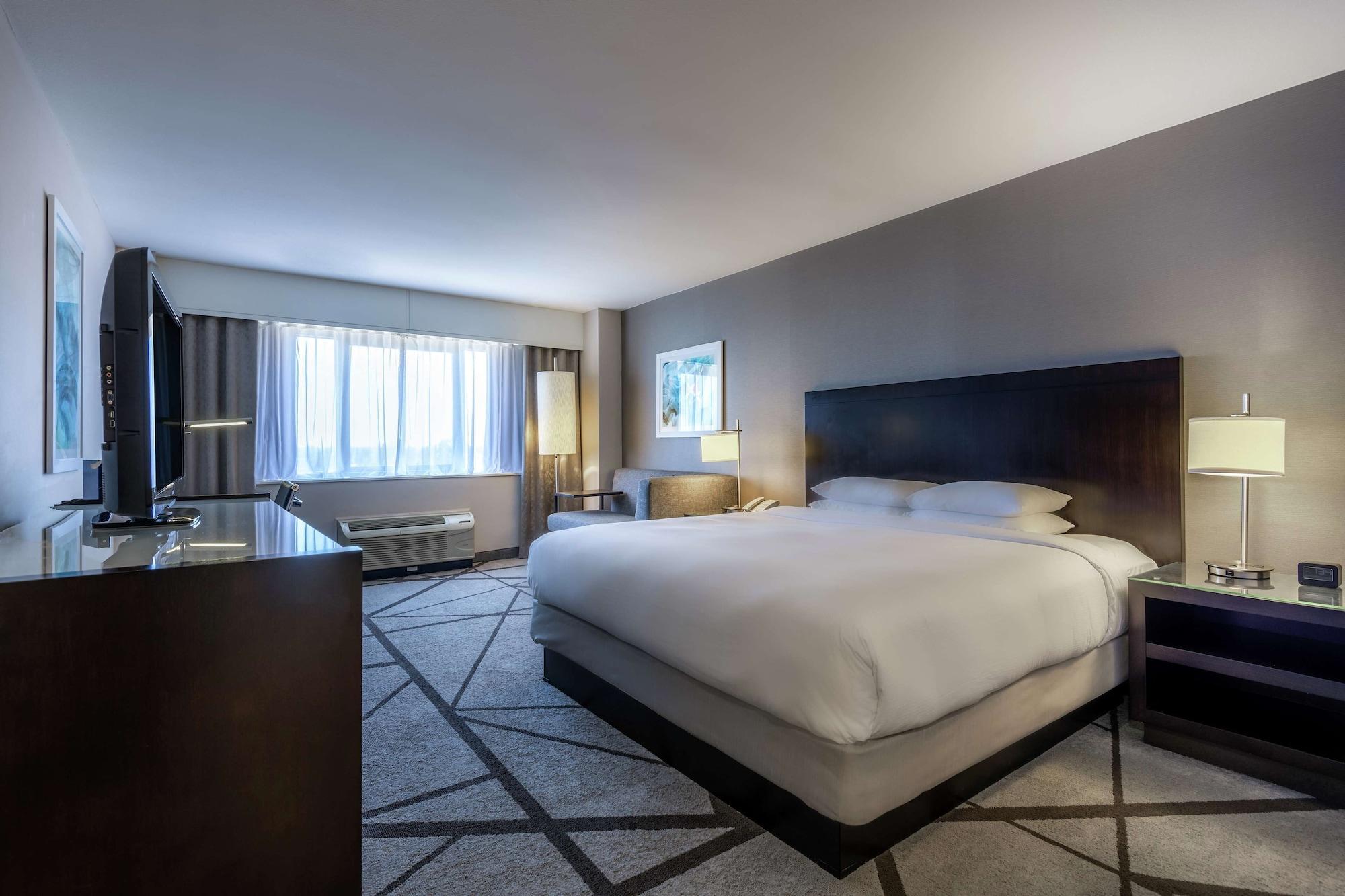 Doubletree By Hilton Los Angeles Norwalk Exterior photo
