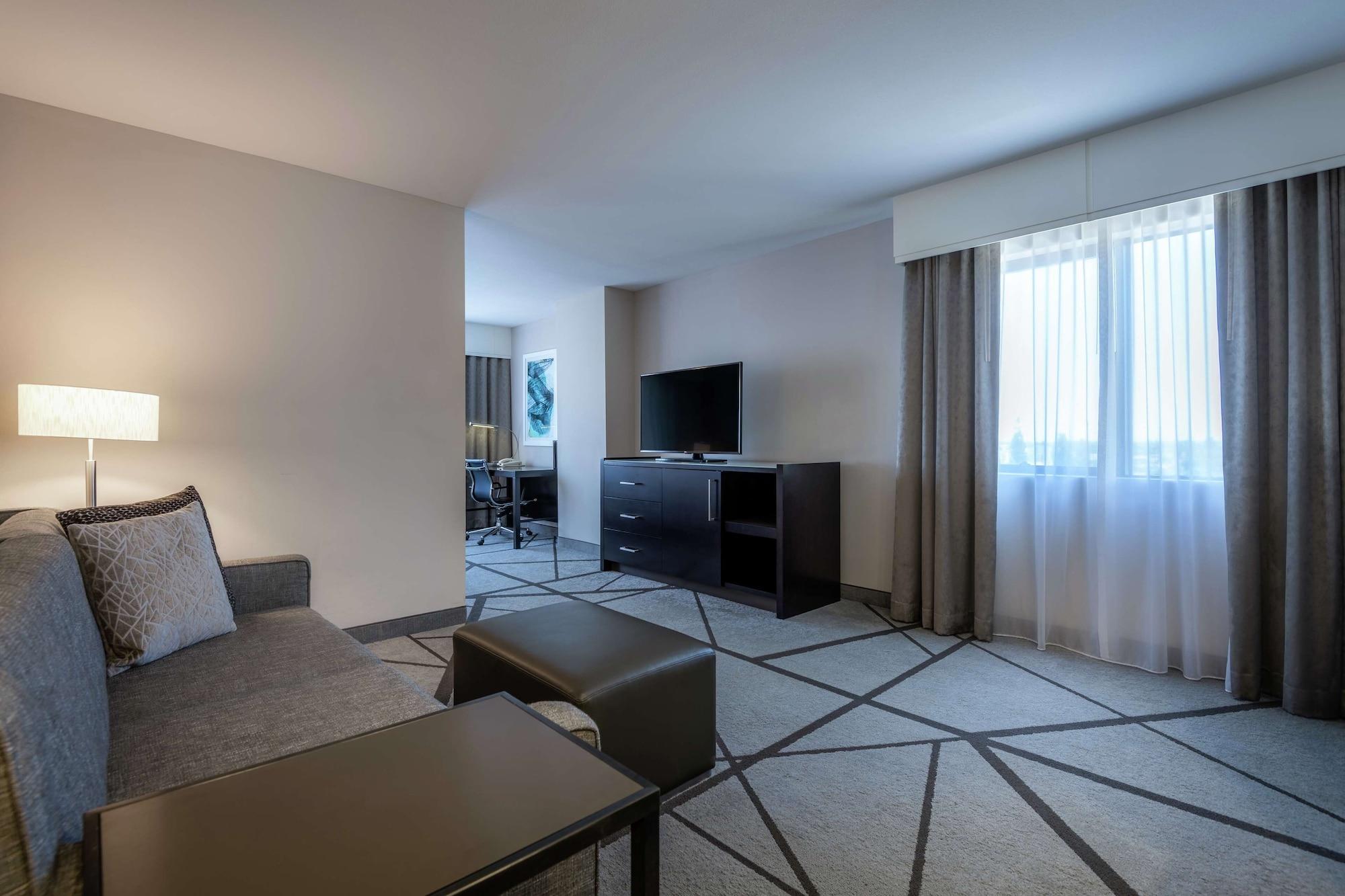 Doubletree By Hilton Los Angeles Norwalk Exterior photo