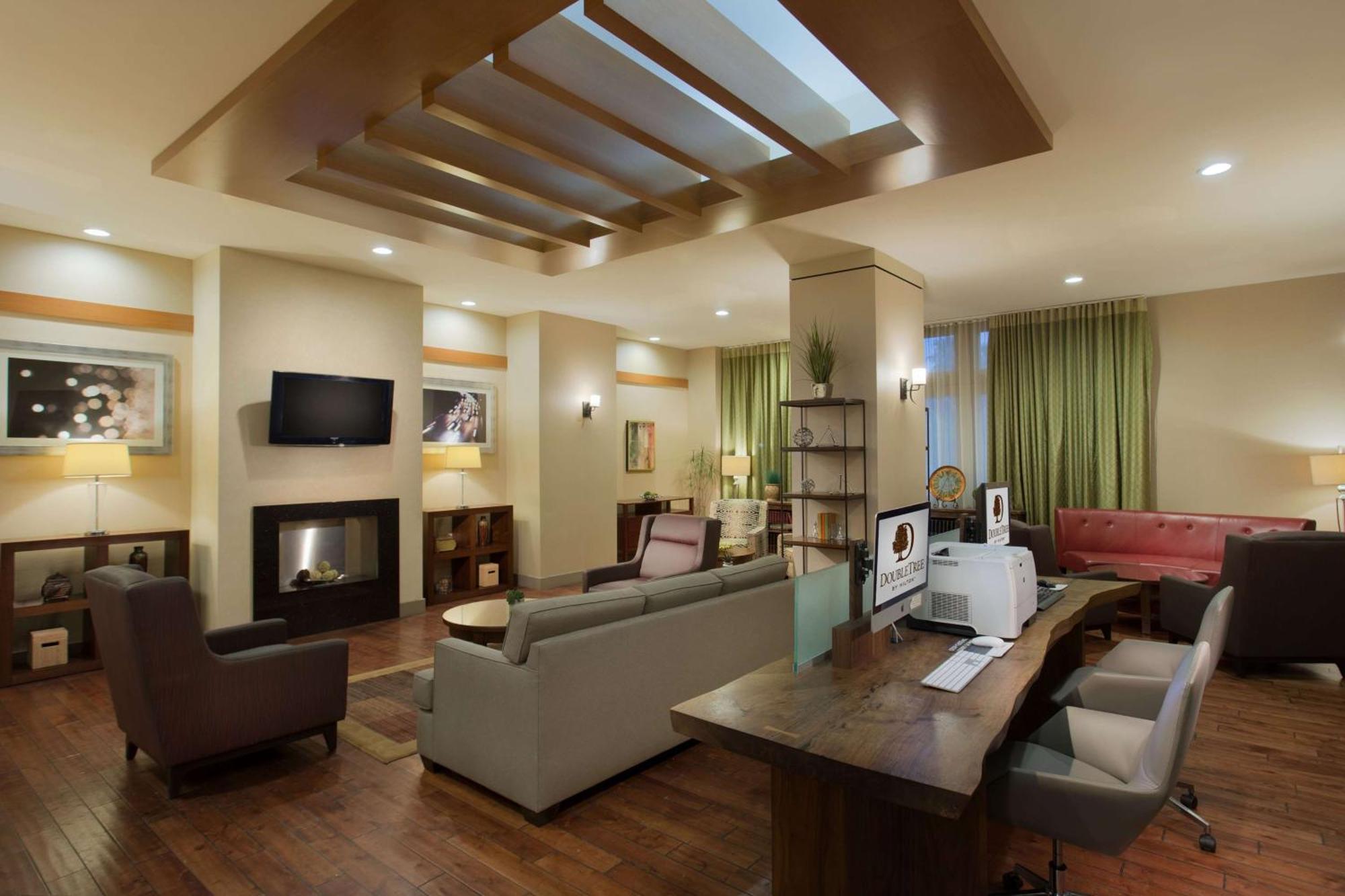 Doubletree By Hilton Los Angeles Norwalk Exterior photo