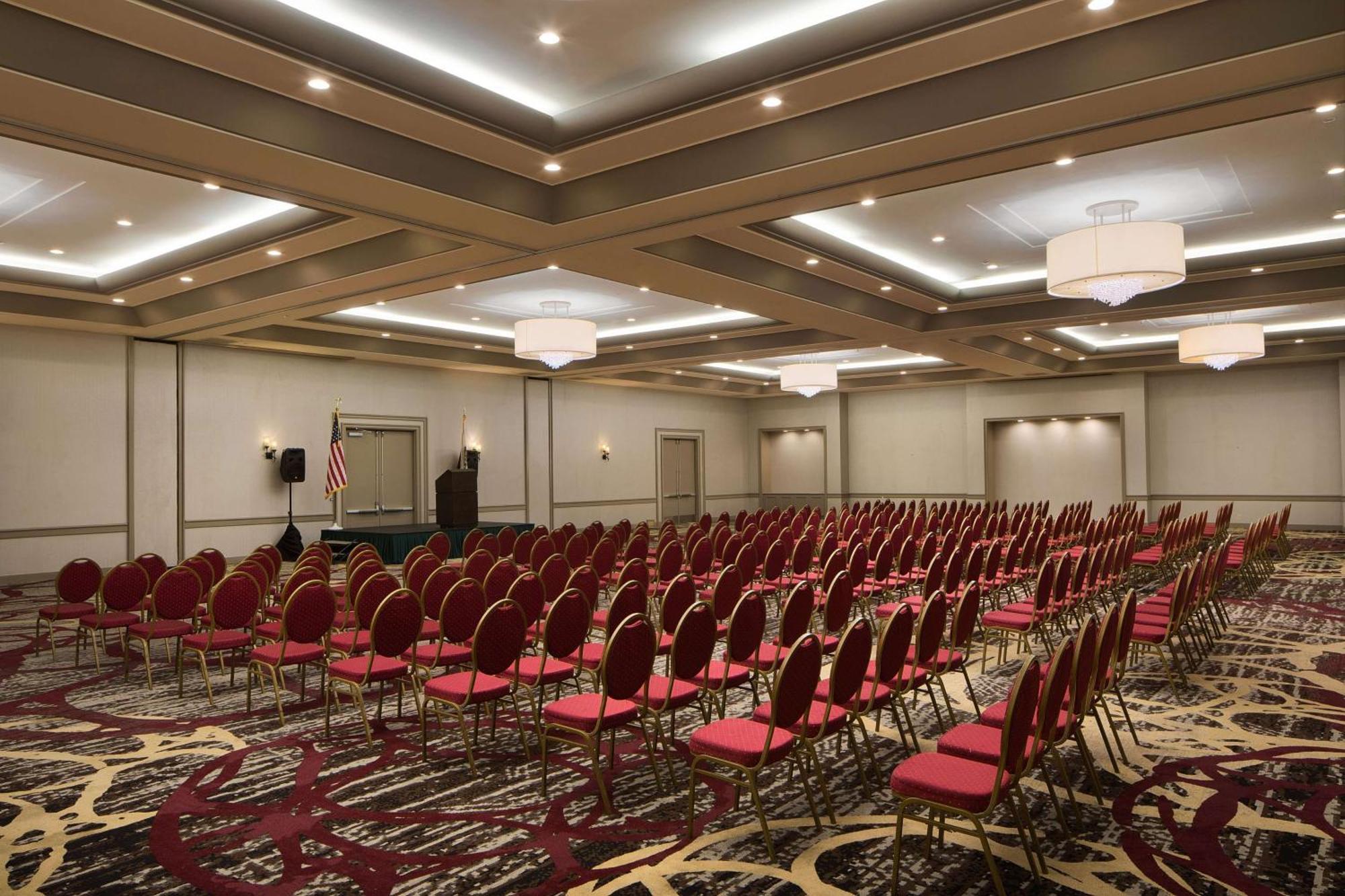 Doubletree By Hilton Los Angeles Norwalk Exterior photo