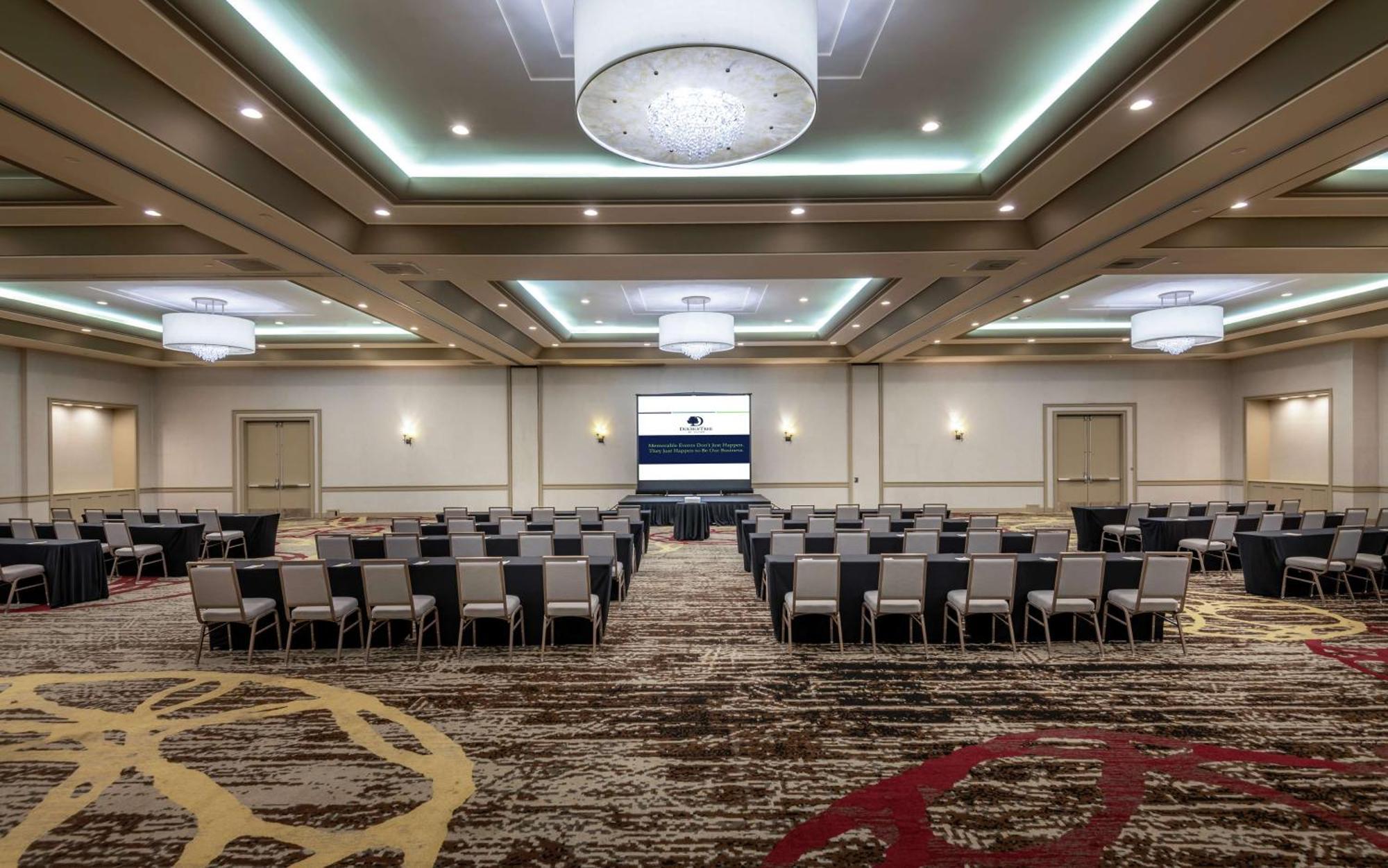 Doubletree By Hilton Los Angeles Norwalk Exterior photo