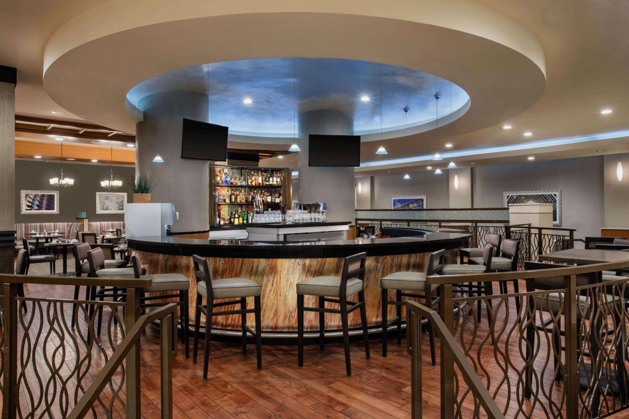 Doubletree By Hilton Los Angeles Norwalk Exterior photo